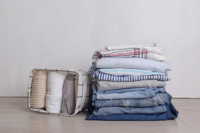 Rolling vs. Folding Clothes | Which Is Better