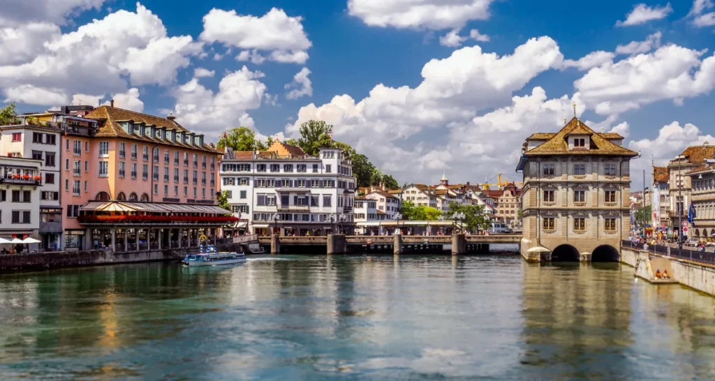 cheapest way to travel in zurich